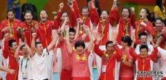 逆转增长！排球队的“黄金一代”总理